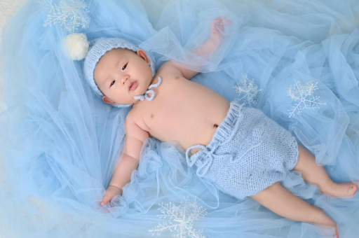 四川两个半月宝宝发育标准